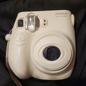Fujifilm Instax mini 7s Instant Film Camera